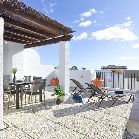 Wintowinrentals Townhouse, Roof Terraze & Pool توري دي بيناغالبون المظهر الخارجي الصورة